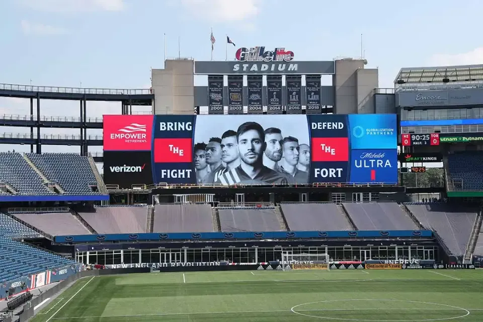 How to Advertise at Sports Stadiums