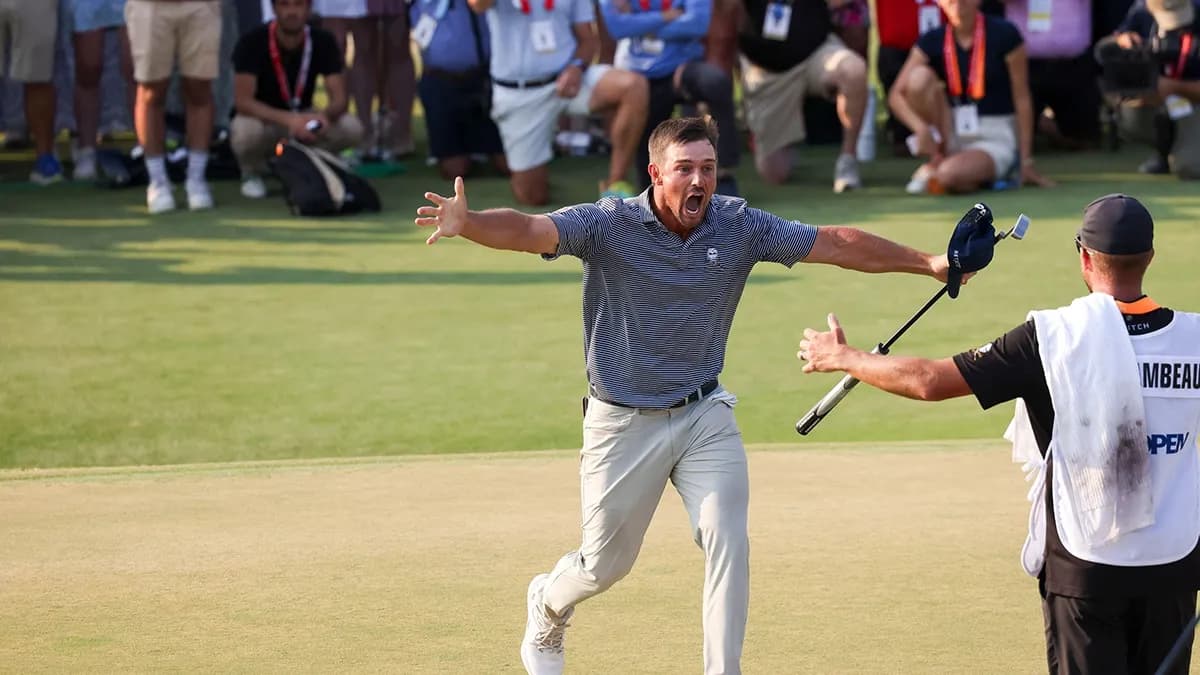 U.S. Open golf championship course with gallery and sports sponsorship visibility - World Sports Advertising