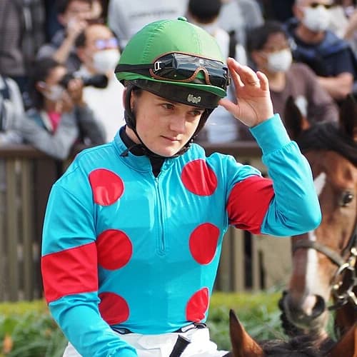 Hollie Doyle Horse Racing brand ambassador for sports marketing and athlete endorsements - World Sports Advertising