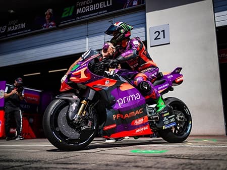 advertisement on rugby players – World Sports Advertising