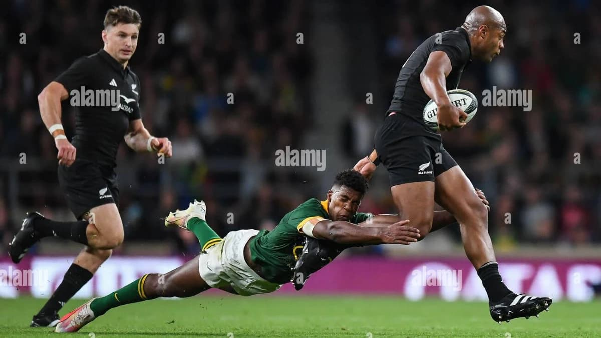 Rugby World Cup stadium crowd with international rugby sports sponsorship - World Sports Advertising