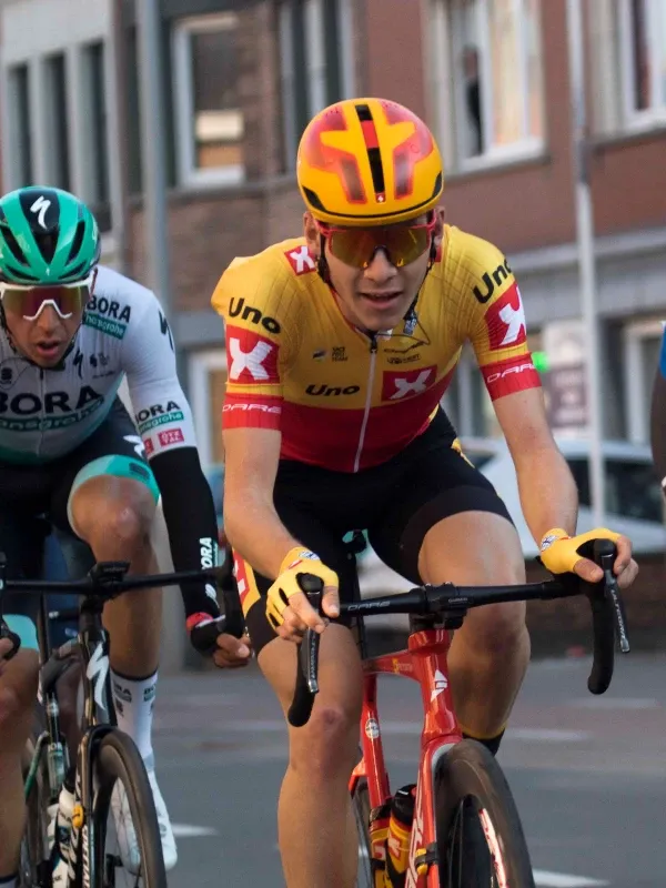 Mathieu van der Poel sports sponsorship ambassador portrait for brand advertising campaigns - World Sports Advertising