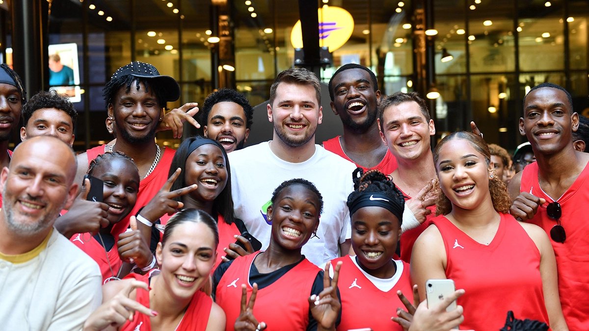 Basketball Player Partnerships & Endorsements advertising opportunity